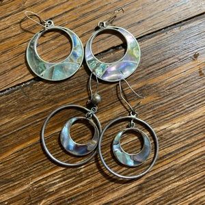 2 pairs of earrings with abalone shells